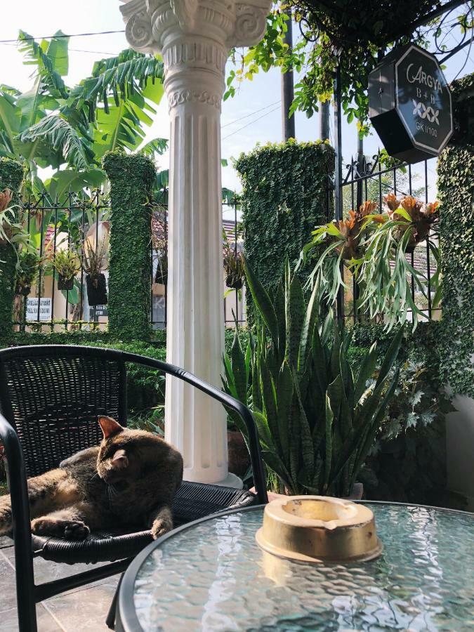 Argya Guesthouse ジョグジャカルタ エクステリア 写真