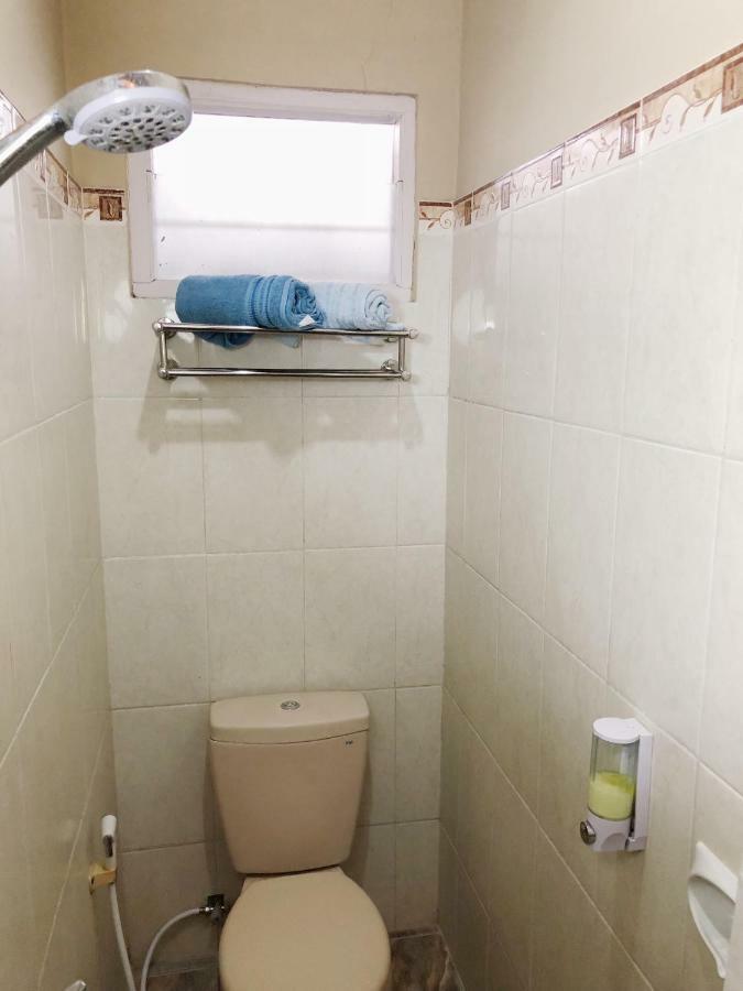 Argya Guesthouse ジョグジャカルタ エクステリア 写真